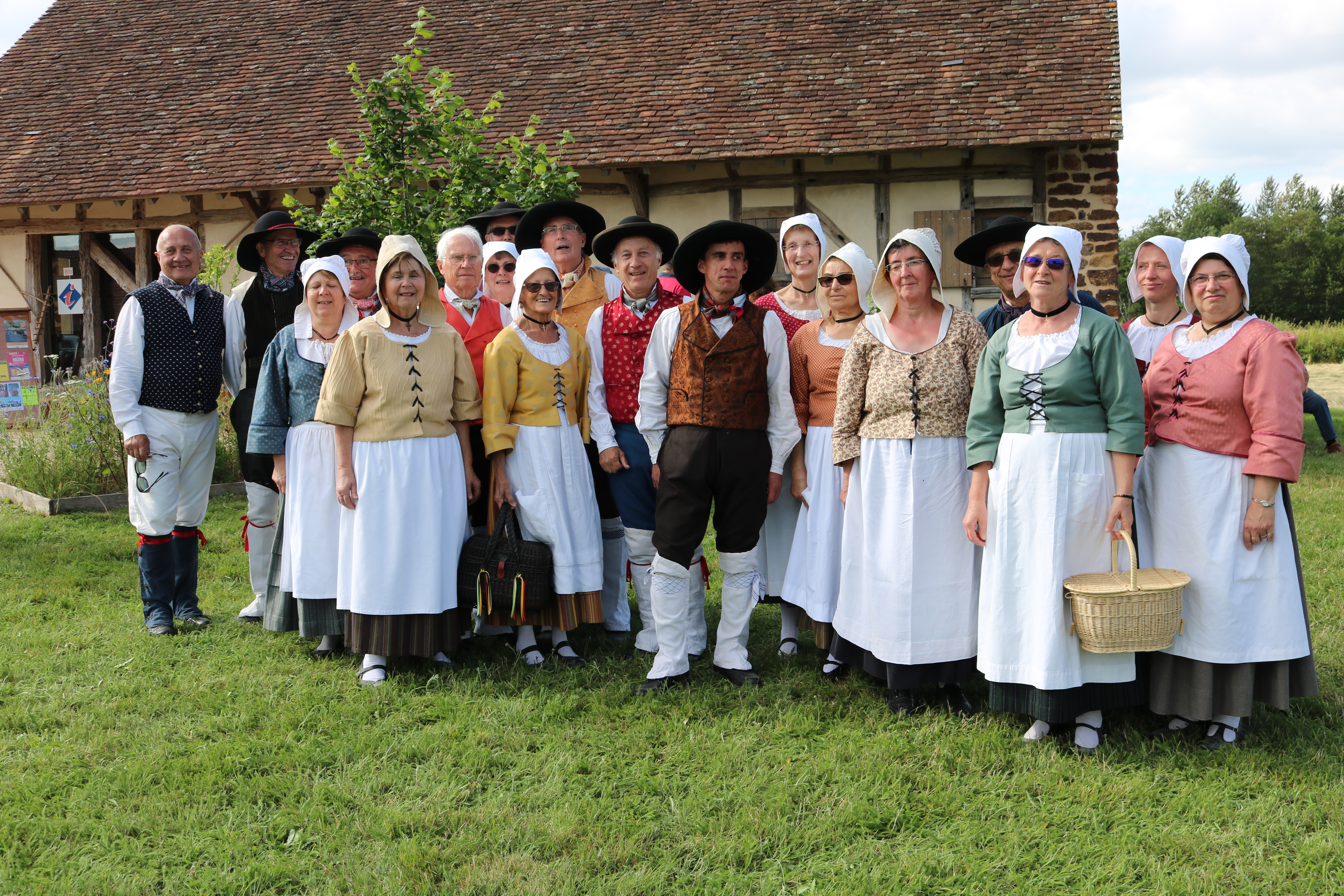 Le groupe de Danse en Costume